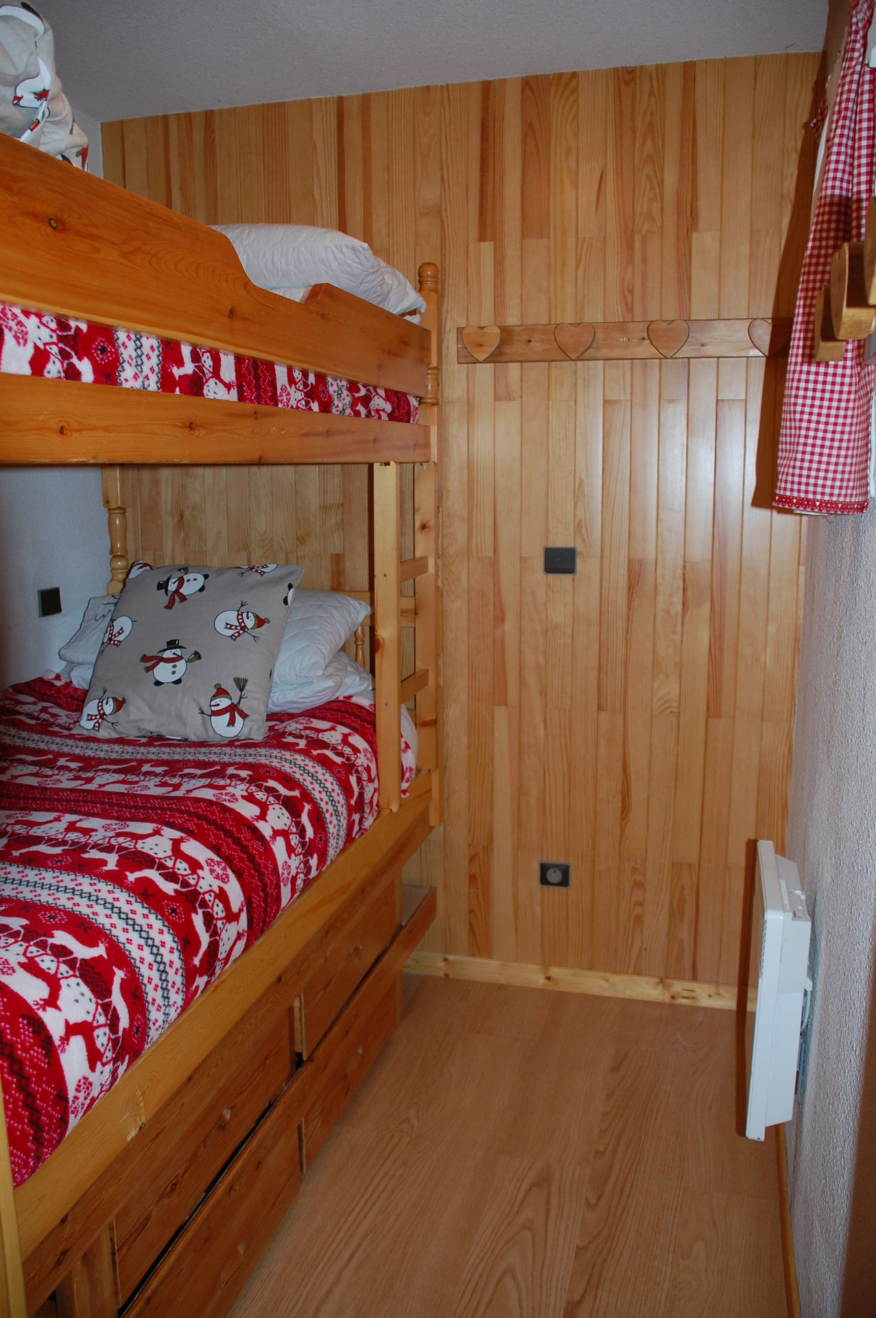 2 pièces / 2 pièces cabine - Résidence LE CHARDONNET - ref CCDT003 - 5