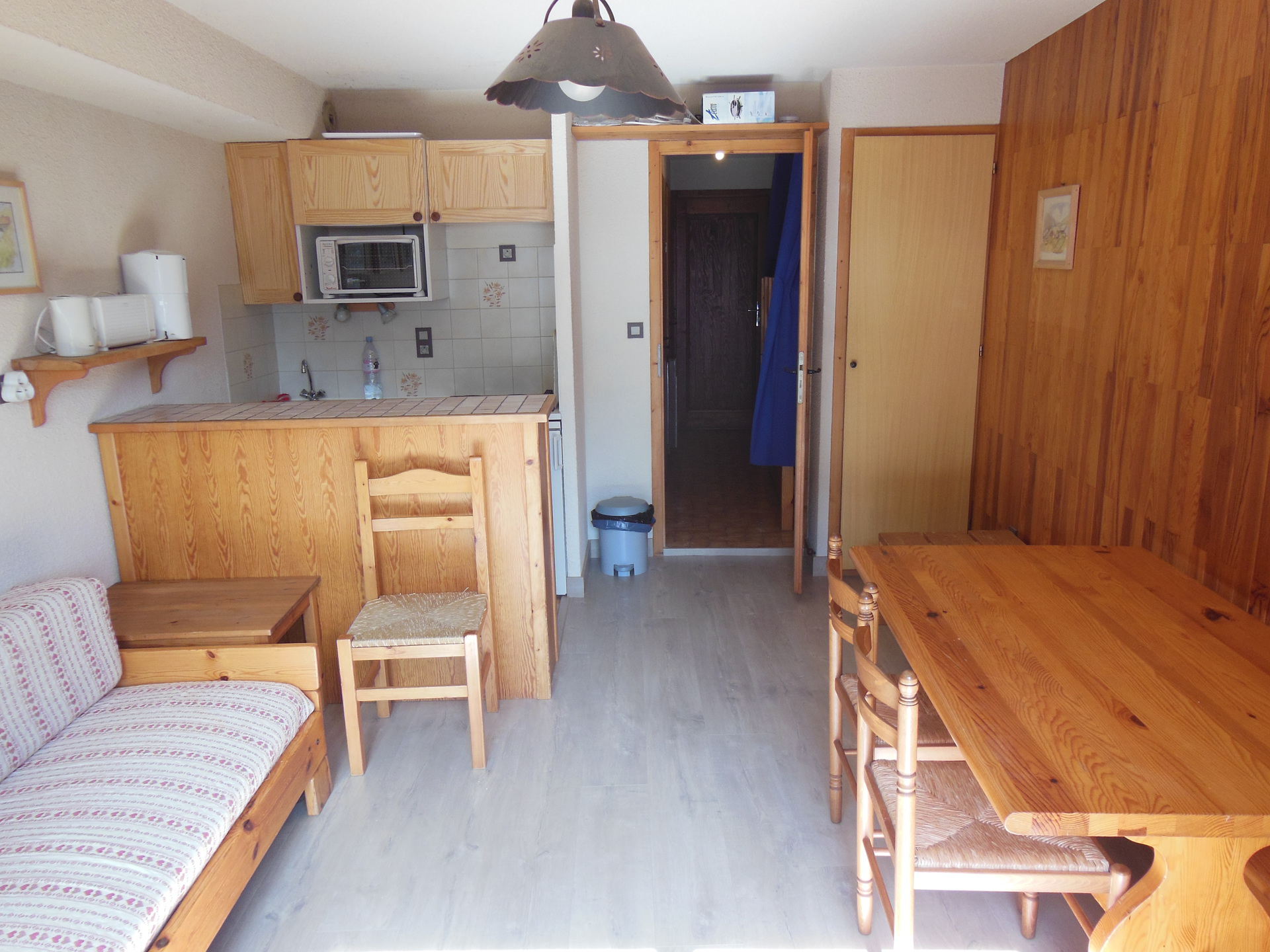 2 pièces / 2 pièces cabine - Résidence LE CENTRE - ref CCET002 - 2