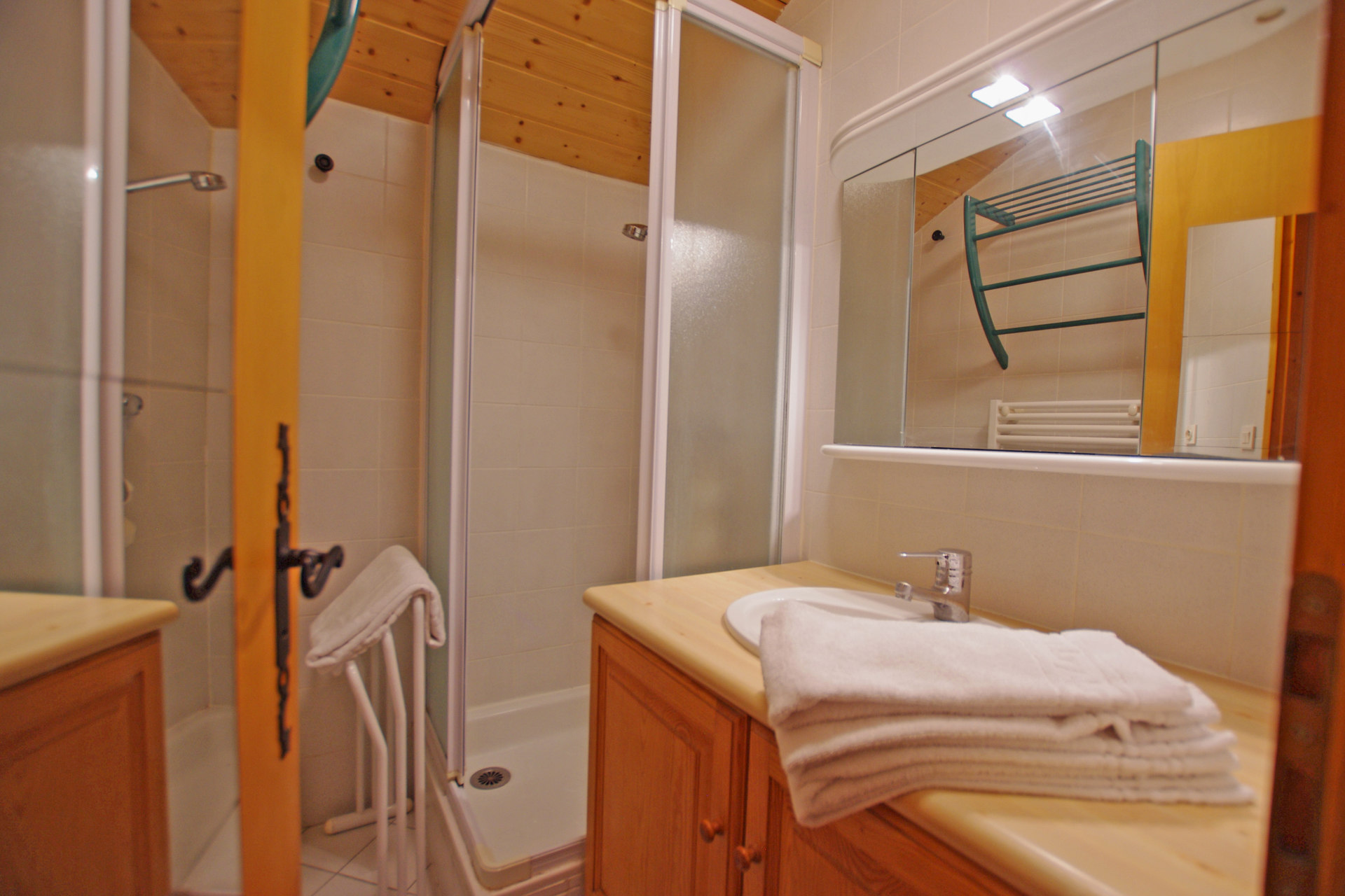 6 pièces / 6 pièces cabine - Résidence L'ECHAYER - ref CECH002 - 12