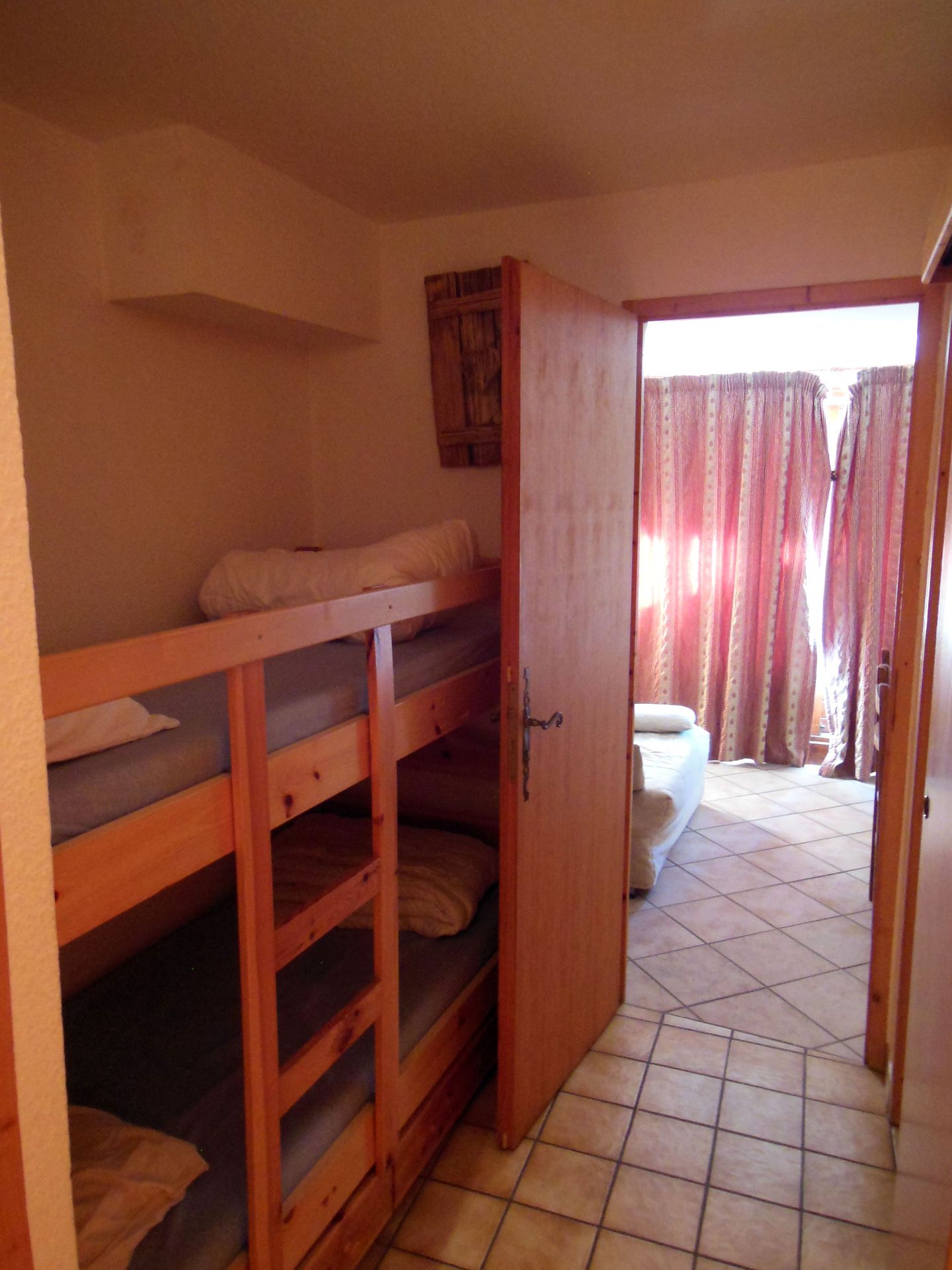 2 pièces / 2 pièces cabine - Résidence LE CENTRE - ref CCET060 - 6
