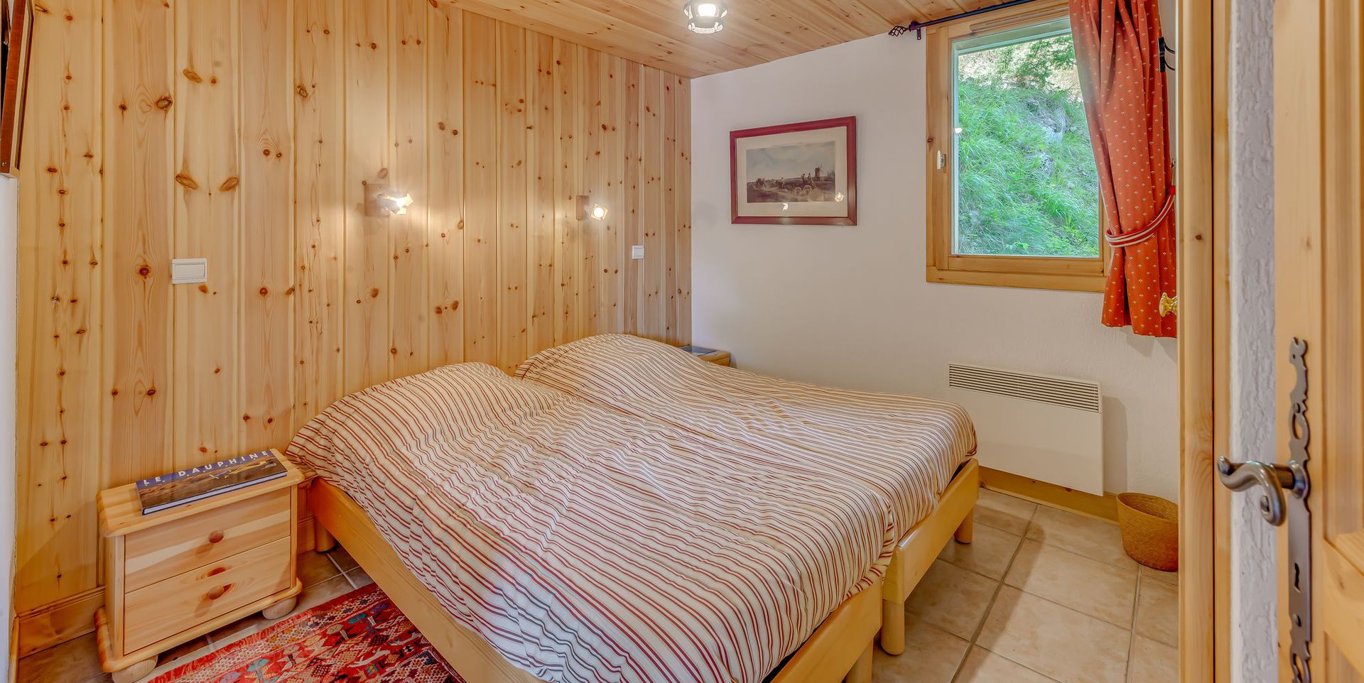 5 pièces / 5 pièces cabine - Résidence LA TOUR DU MERLE - ref CTDM016 - 6