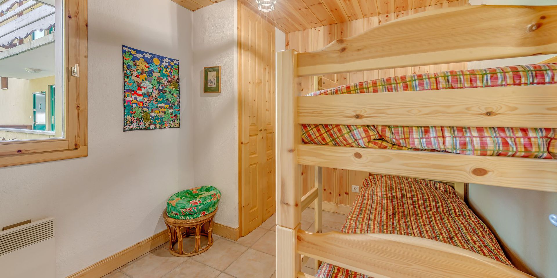 5 pièces / 5 pièces cabine - Résidence LA TOUR DU MERLE - ref CTDM016 - 9
