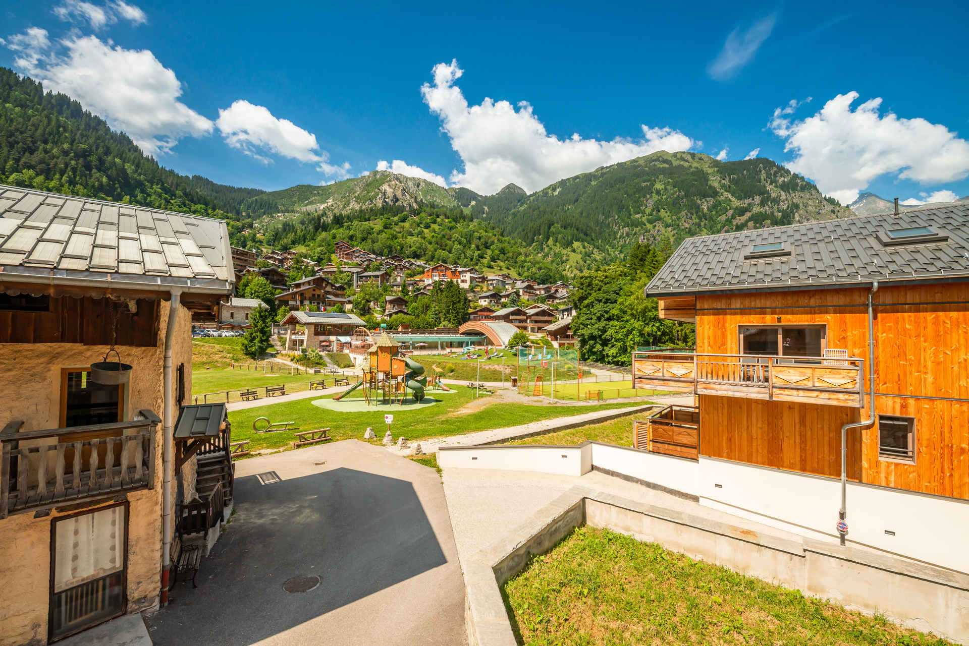 3 rooms - Residence LES TERRASSES DE LA VANOISE - ref TERVANA16 - 16